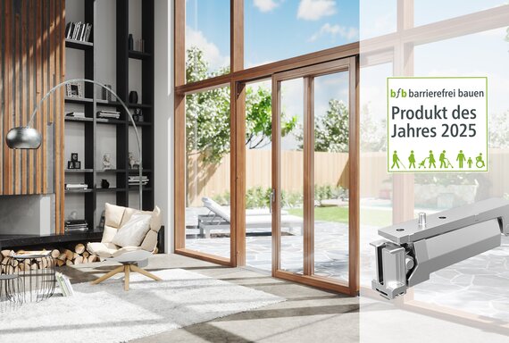 Moderner Wohnraum mit großer Hebeschiebetür aus Holz und Gartenblick
