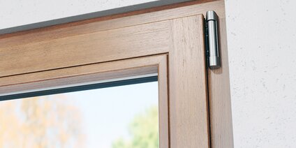 Holzfenster mit Bandseite UNI-JET M6/12