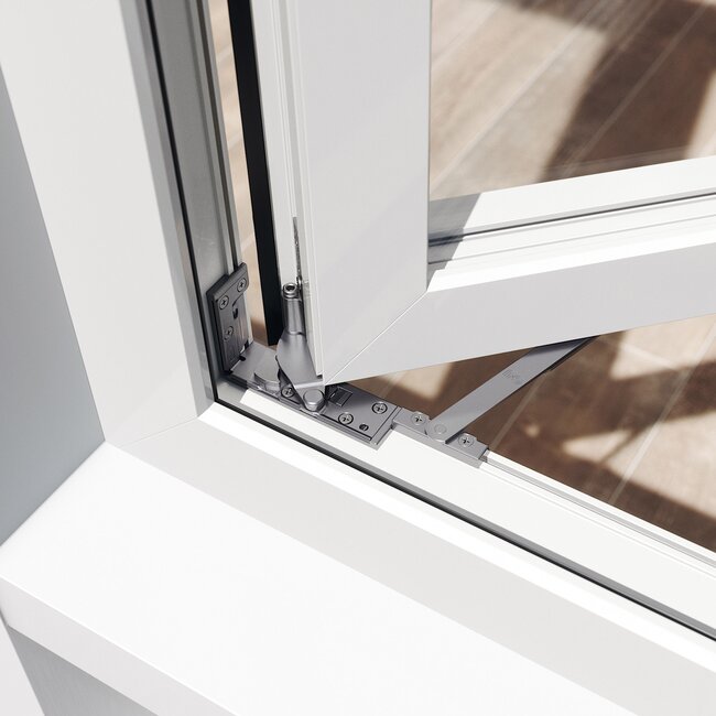 Kunststofffenster mit Bandseite UNI-JET SCF