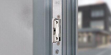 Elektrischer Türöffner ET 8 integriert in Aluminiumprofil