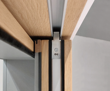 Hebeschiebeelement Holz – Detailansicht obere Führungsschiene P 2301
