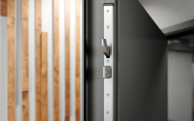Wohnungseingangstür aus Metall mit Verschlusssystem GU SECURY DR, Detailansicht Doppelriegel
