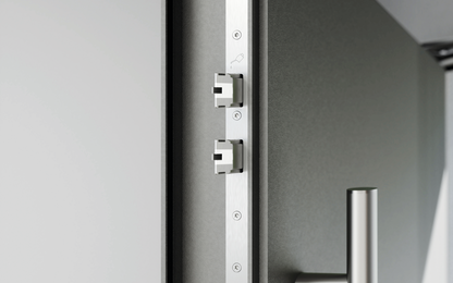 Hauseingangstür aus Metall mit Verschlusssystem GU SECURY Automatic4, Detailansicht Automatic-Doppelfallenriegel